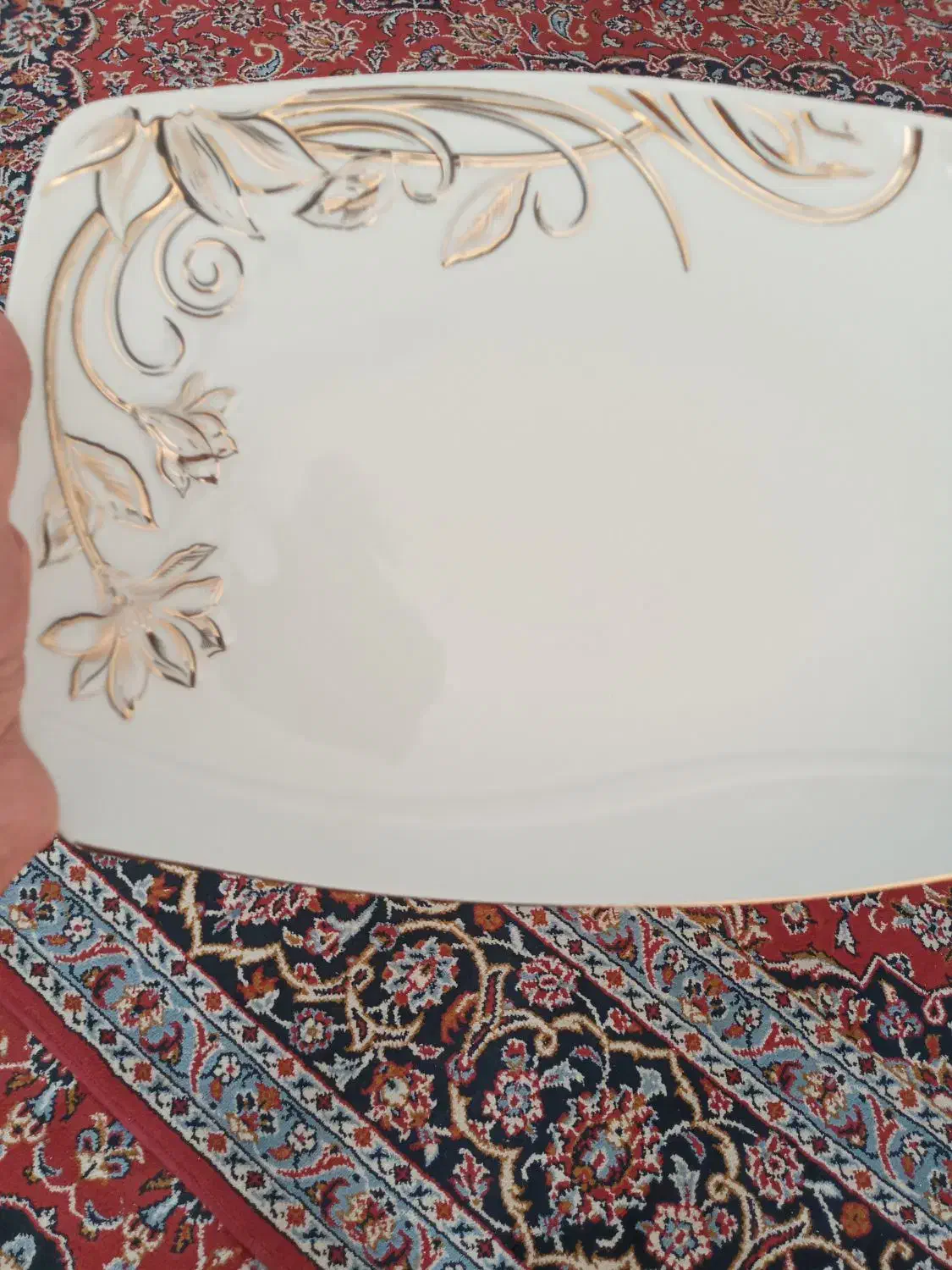 سرویس چینی وچندعدد میوه دان|ظروف سرو و پذیرایی|یزد, |دیوار