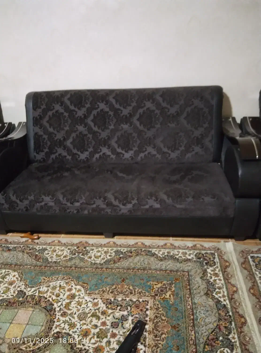 مبلمان|مبلمان خانگی و میز عسلی|شاهین دژ, |دیوار