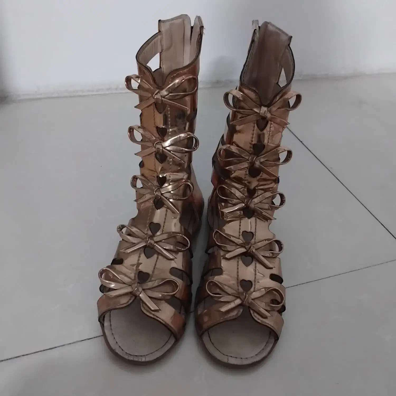 کفش|کیف، کفش، کمربند|مشهد, نظام دوست|دیوار