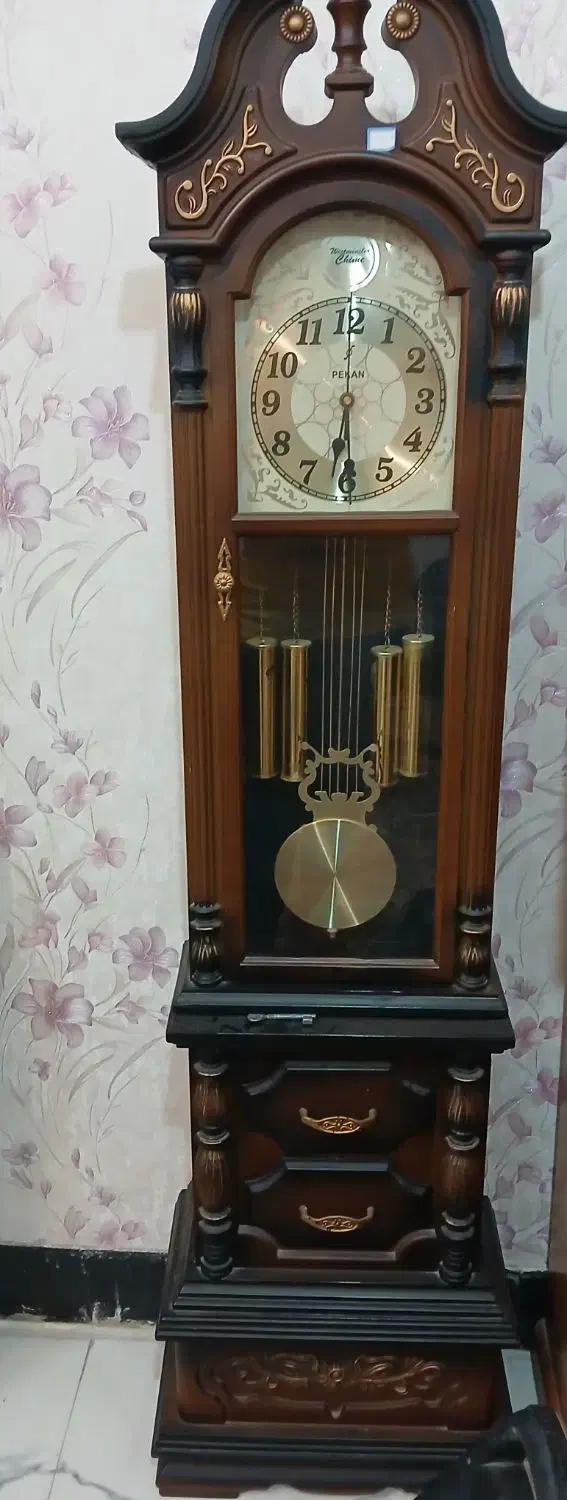 یه عددساعت ایستاده نوتمیز|ساعت دیواری و تزئینی|بروجرد, |دیوار