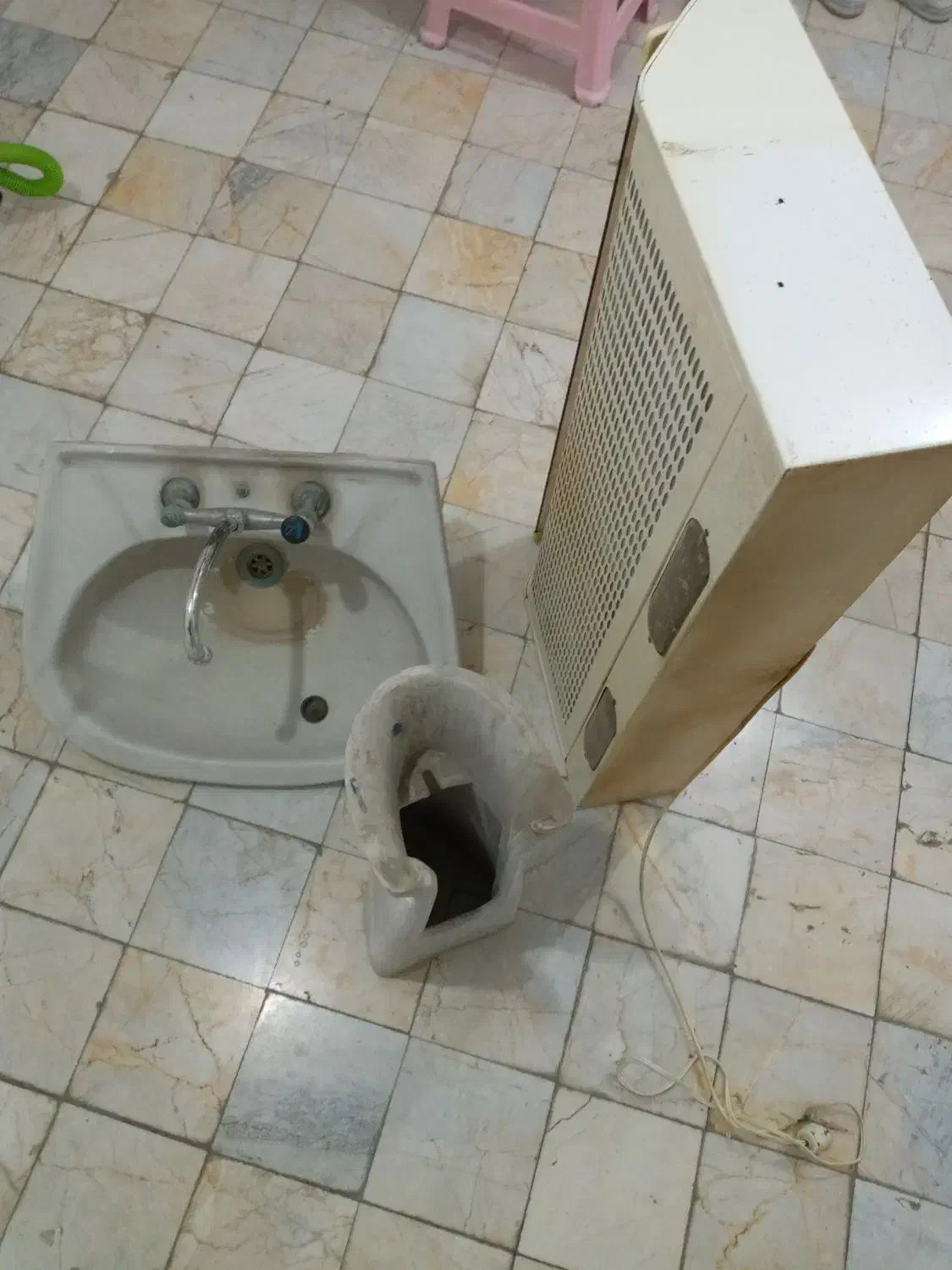 هود و روشویی|هود|اردبیل, |دیوار