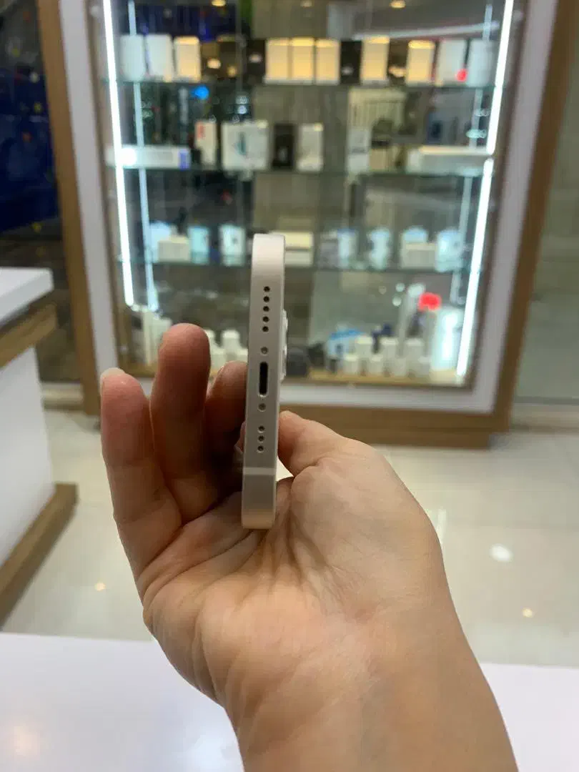 ایفون ۱۳ باطری ۱۰۰ دارای ۱۴ ماه گارانتی|موبایل|کرج, عظیمیه|دیوار