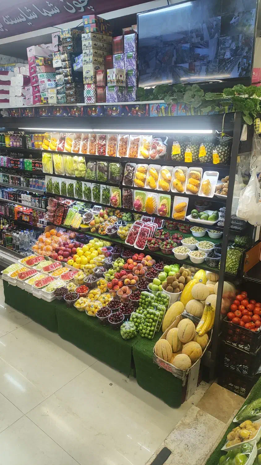 کارگر  سوپر مارکت   میوه    تره بار|استخدام خدمات فروشگاه و رستوران|تهران, تجریش|دیوار