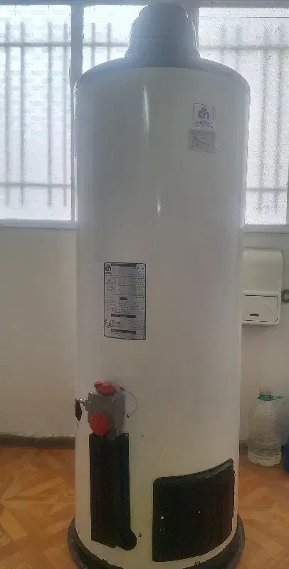 آبگرمکن ۵۰ گالن|آبگرمکن، پکیج، شوفاژ|شیراز, تحویلی|دیوار