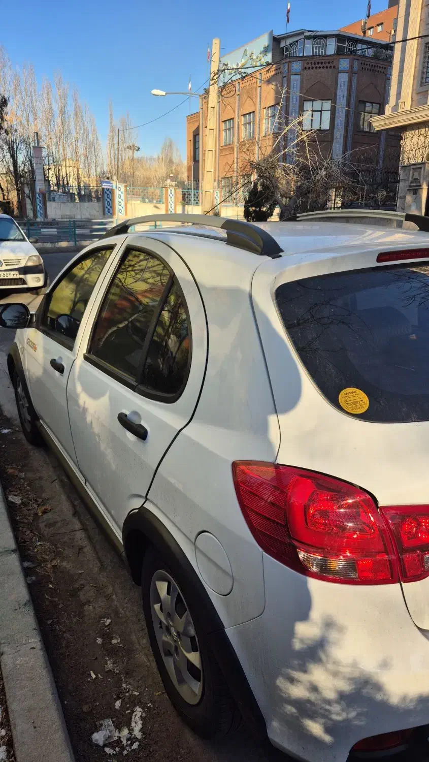 کوئیک ۱۴۰۰ سفید دنده ای|خودرو سواری و وانت|تهران, هروی|دیوار