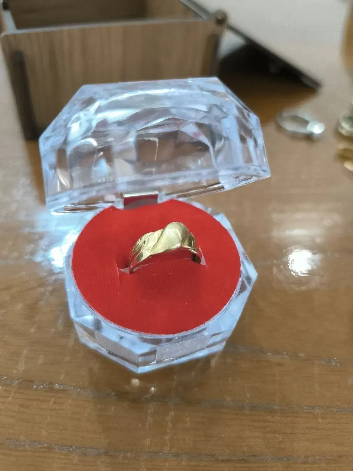 دست بند|جواهرات|بزینه رود, |دیوار