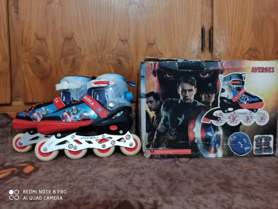 کفش .اسکیت پسرونه|اسباببازی بچه|مسجد سلیمان, |دیوار