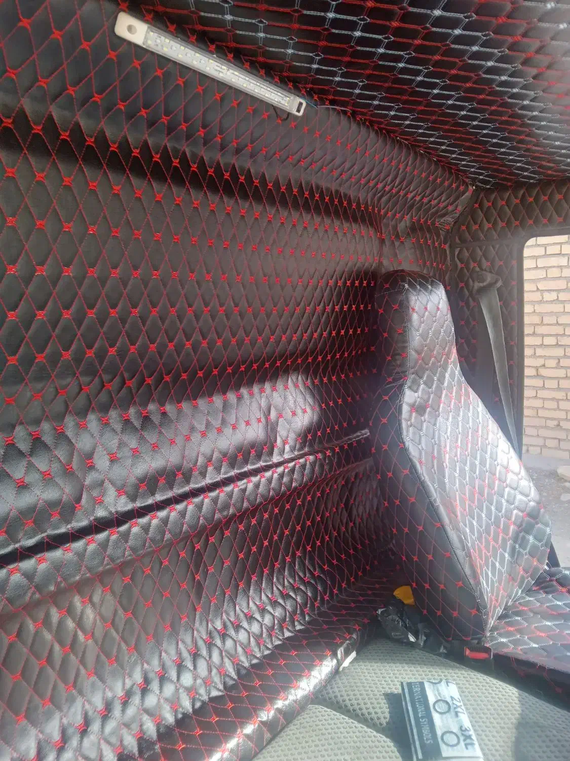 خاور هیوندا|خودرو سنگین|بروجن, |دیوار