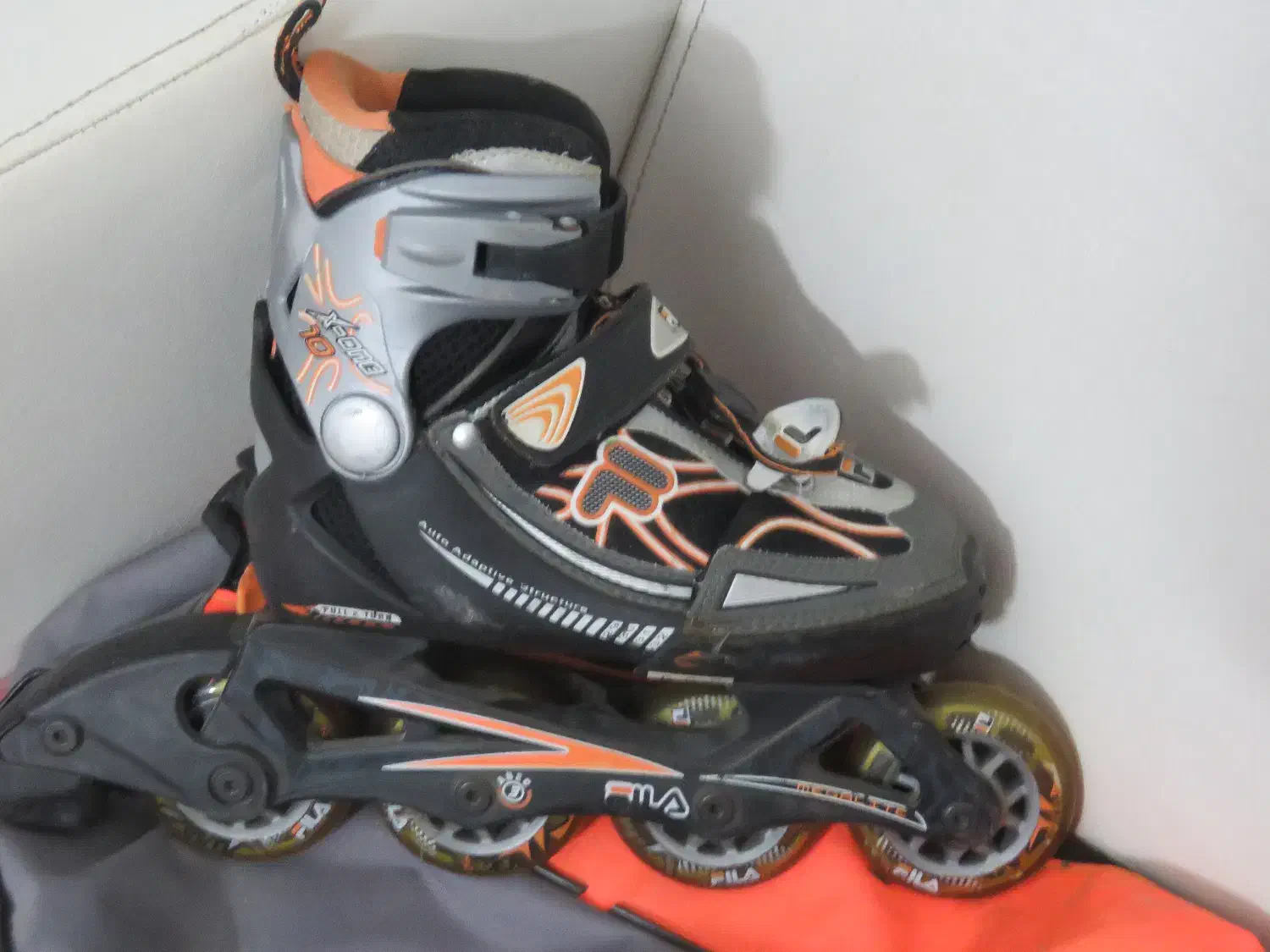 کفش اسکیت با لوازم بچه گانه ازشماره پای  29 الی 32|دوچرخه، اسکیت، اسکوتر|آمل, |دیوار