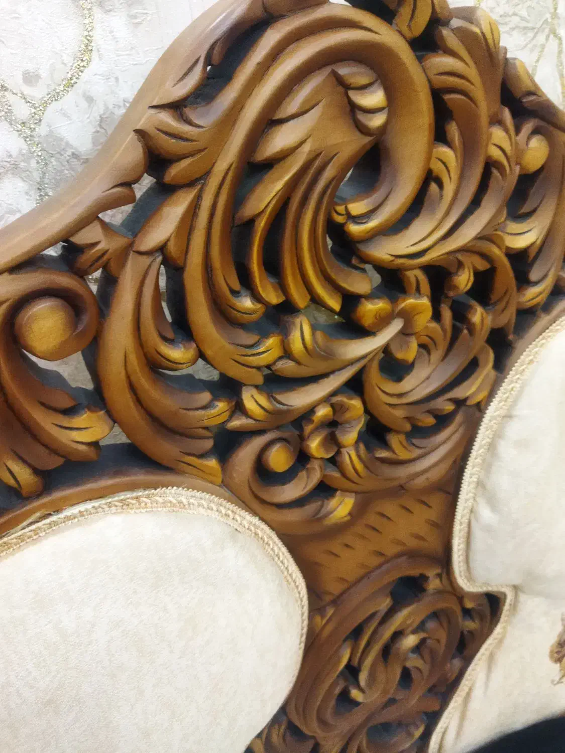 مبل سلطنتی قدیمی اصل|مبلمان خانگی و میز عسلی|سهند, |دیوار