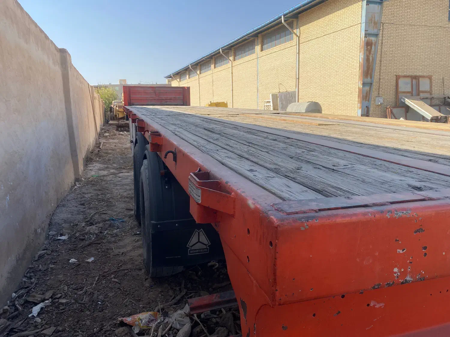 کفی دومهور آرمان|خودرو سنگین|رباط‌کریم, رباط‌کریم|دیوار