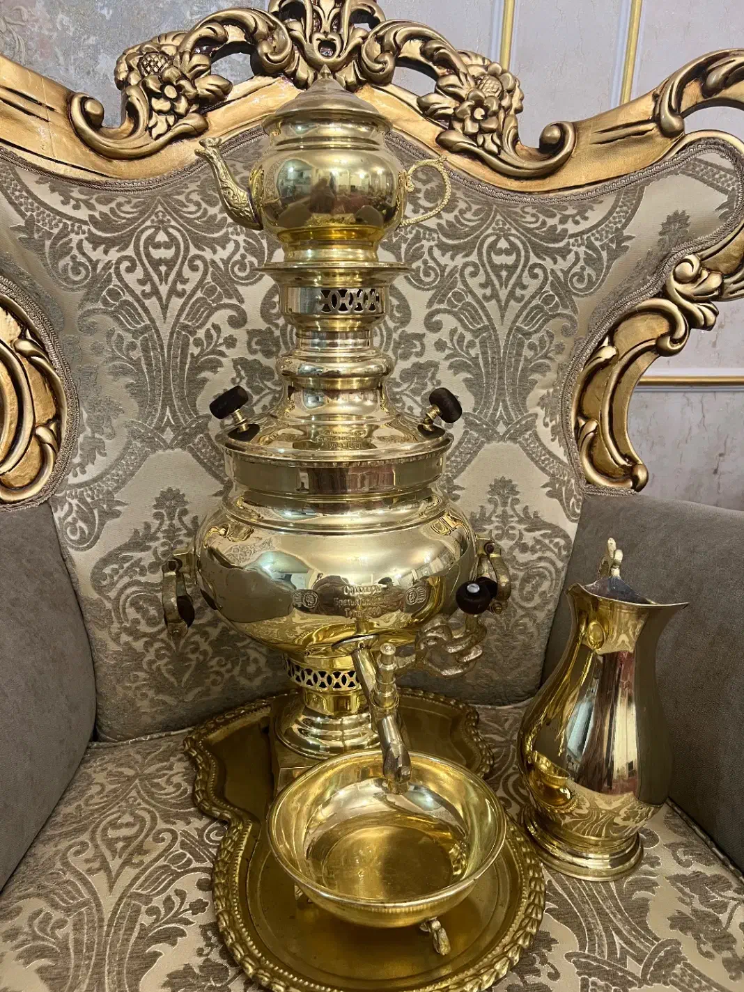 سماور دکوری برنزی|سماور، چای‌ساز، قهوه‌ساز|تبریز, |دیوار