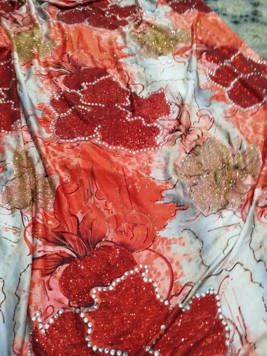 لباس نگینی|لباس|حمیدیا, |دیوار