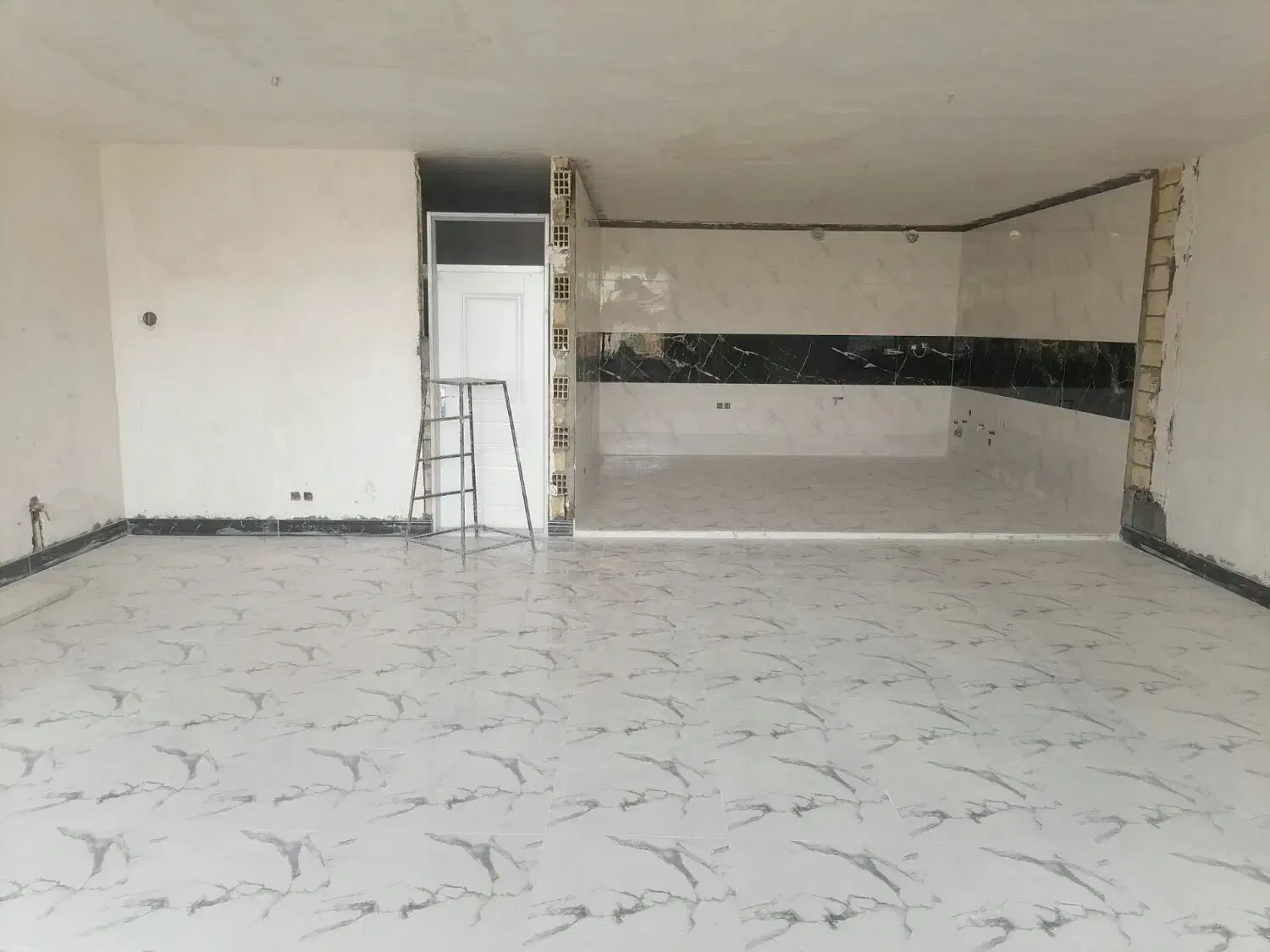 کاشی کار سرامیک کار کاشیکاری سرامیکاری|خدمات پیشه و مهارت|کرمانشاه, |دیوار