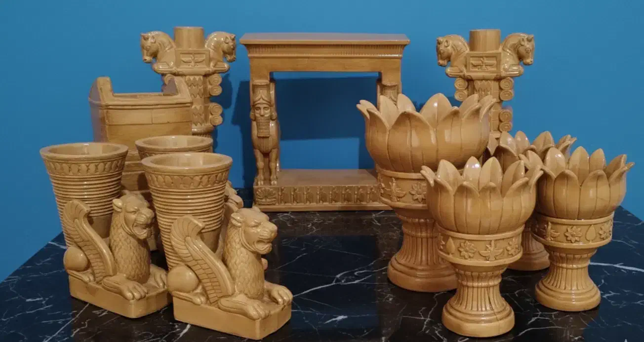 هخامنشی|صنایع دستی و سایر لوازم تزئینی|شیراز, میرزاکوچک خان|دیوار