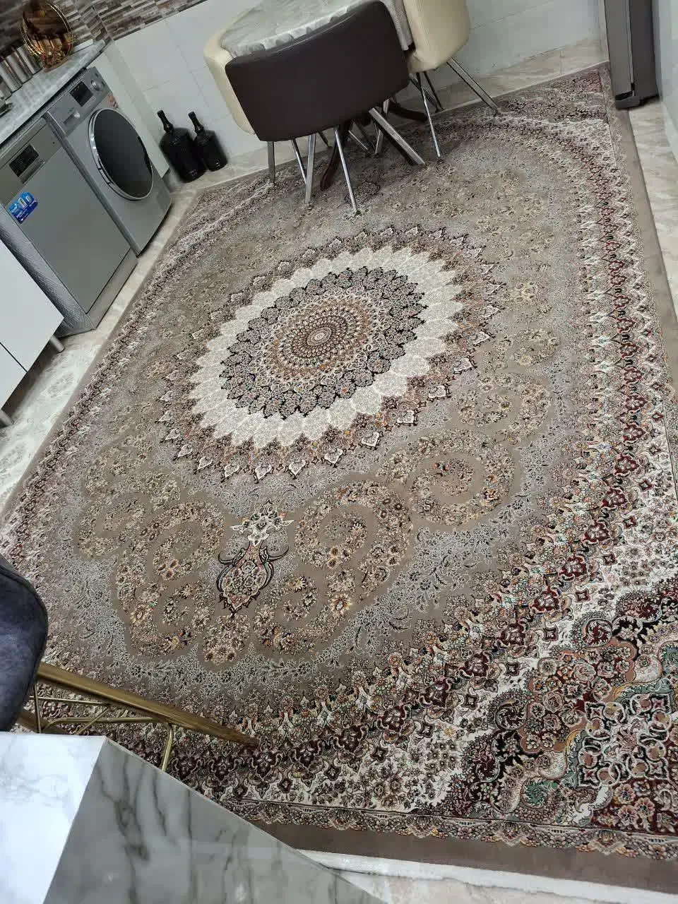 فرش در حد نو|فرش|گلستان (تهران), |دیوار