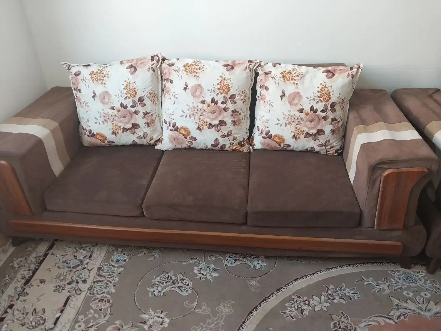 مبل|مبلمان خانگی و میز عسلی|سمنان, |دیوار