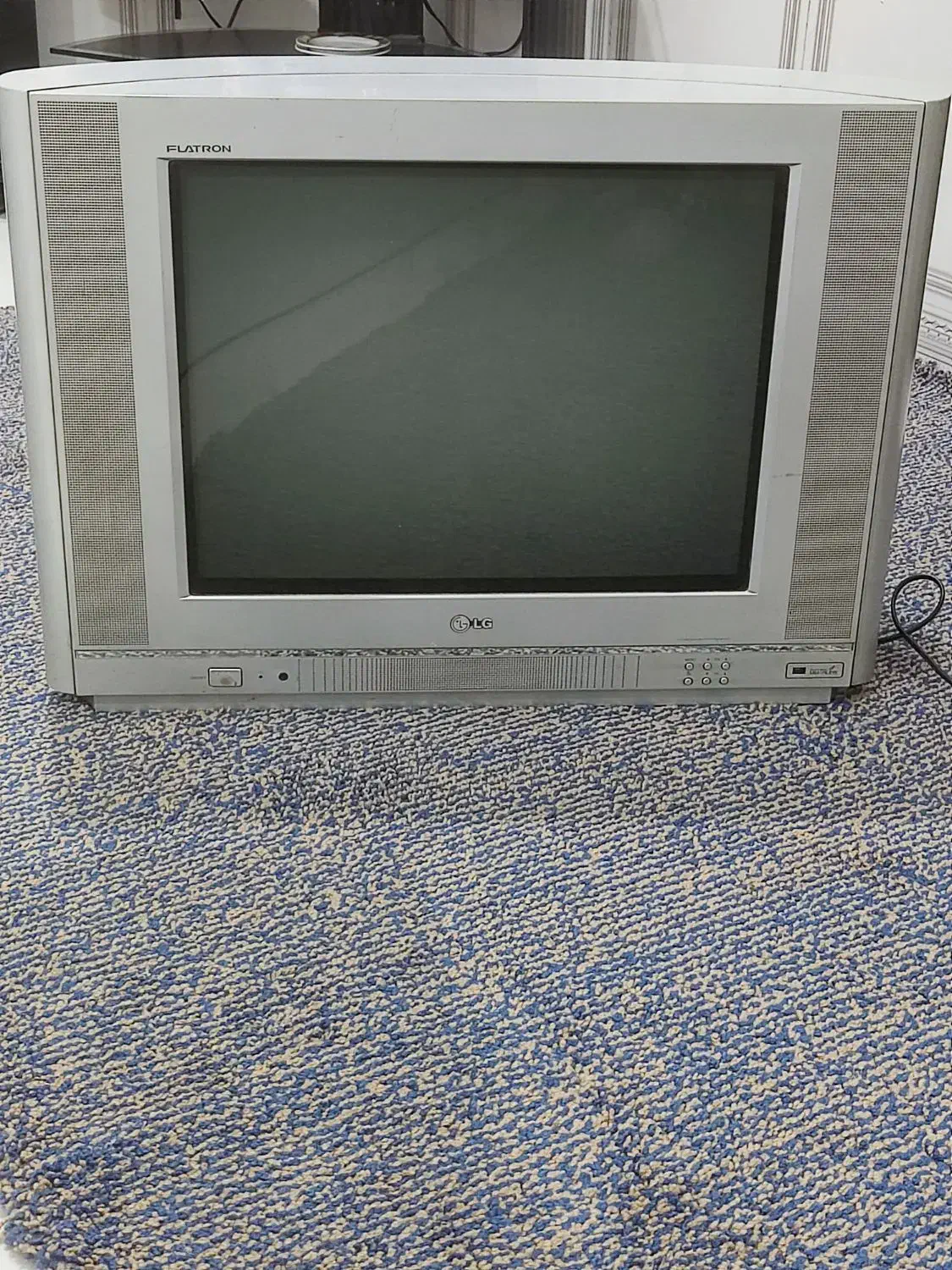 خرمشهر|تلویزیون و پروژکتور|خرمشهر, |دیوار