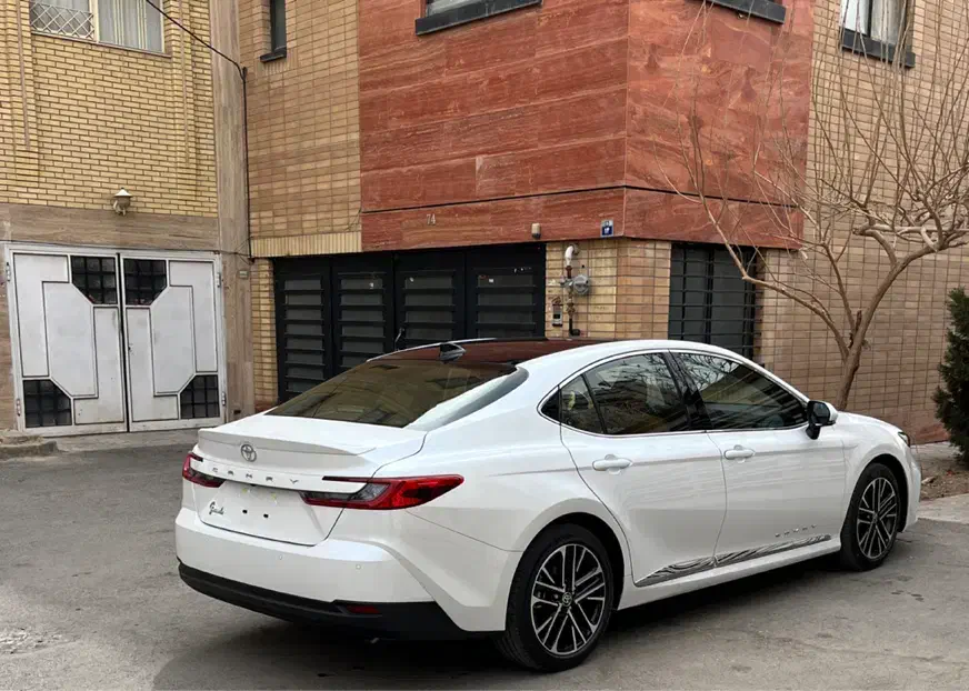 تویوتا کمری ۲۰۲۵ ژاپن سعودی فول|خودرو سواری و وانت|تهران, ولنجک|دیوار