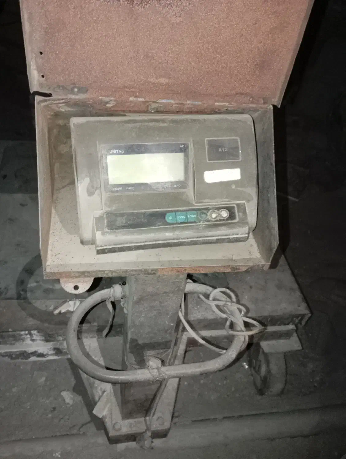 باسکول|ابزارآلات|بهارستان, |دیوار