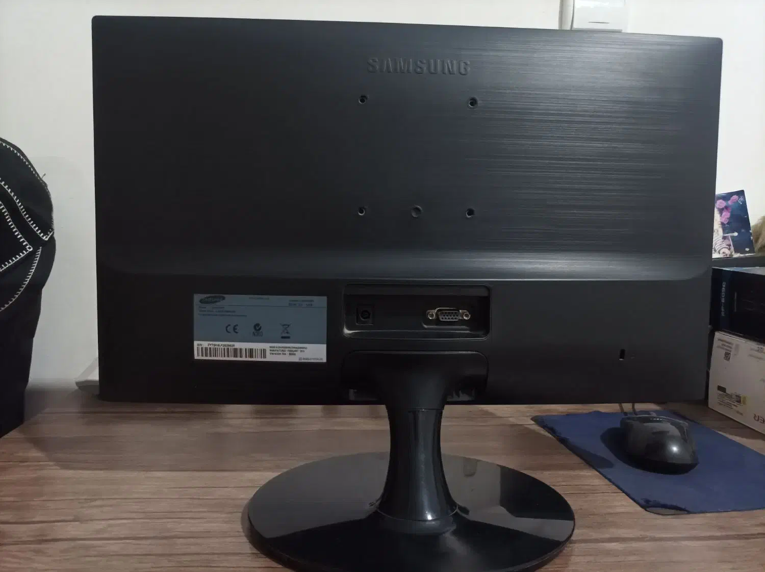 مانیتور|قطعات و لوازم جانبی رایانه|پرند, فاز ۴|دیوار