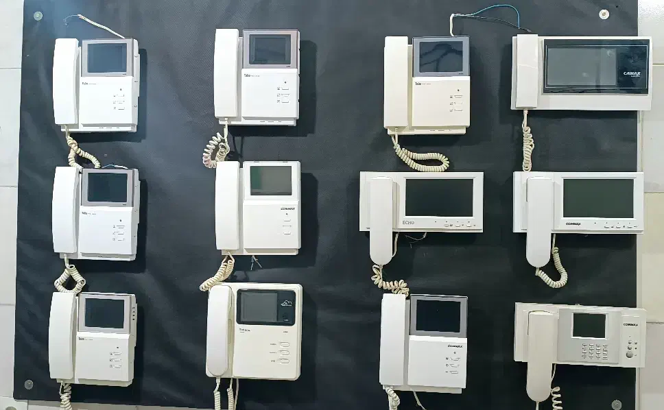 فروش انواع آیفون تصویری رنگی قیمت مناسب|صوتی و تصویری|اصفهان, مارچین|دیوار