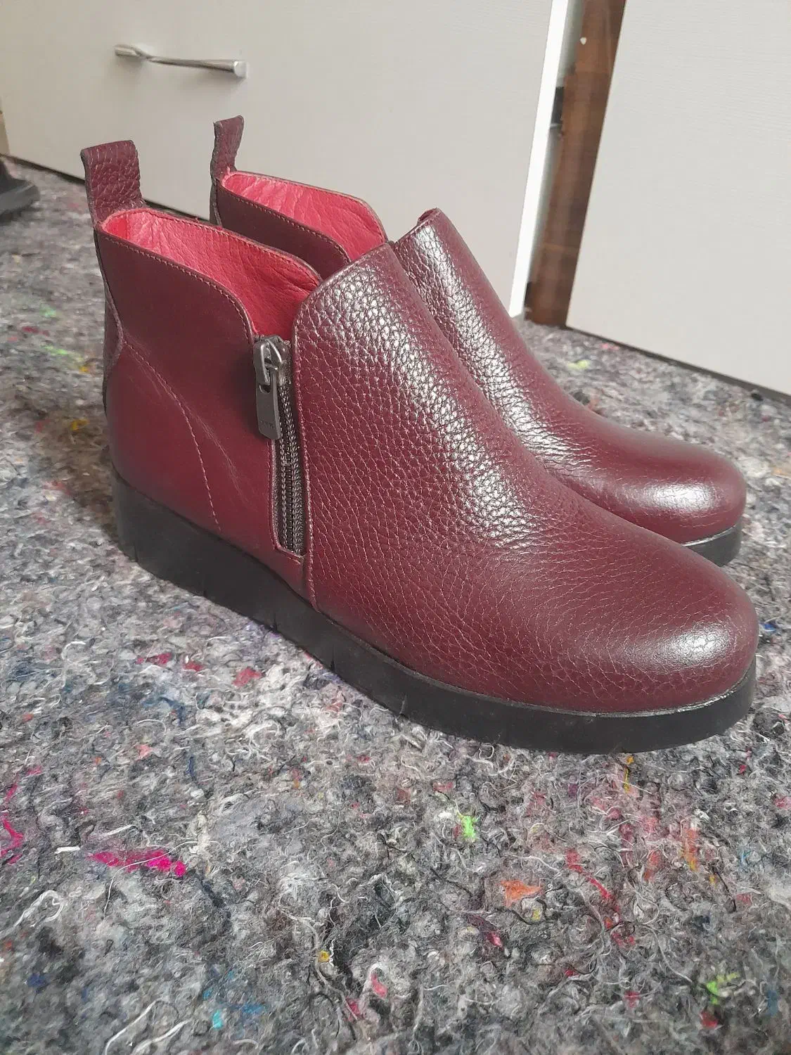 کفش های چرم طبیعی زنانه و مردانه نو نو|کیف، کفش، کمربند|تهران, زرکش|دیوار