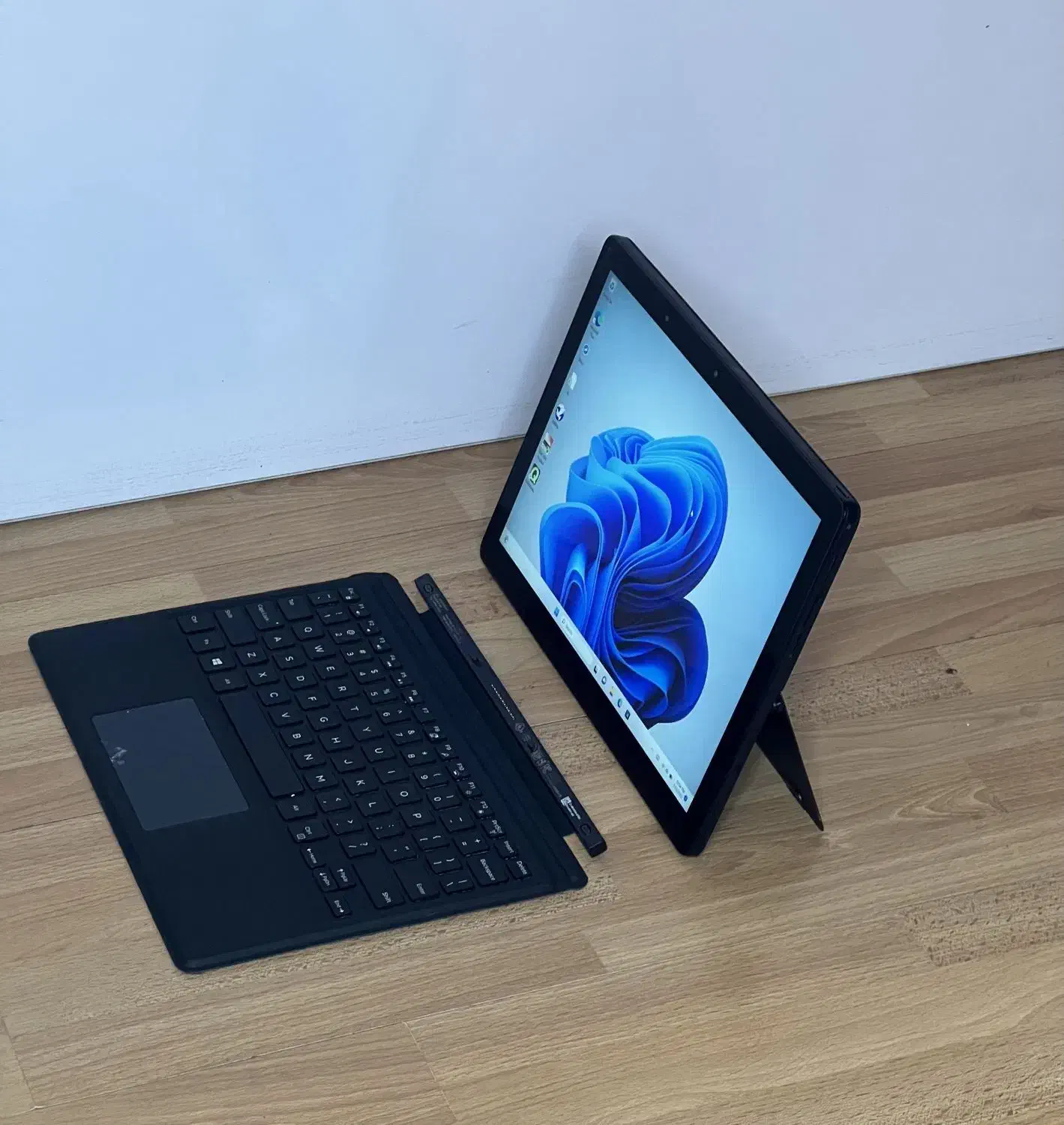 لپتاب|رایانه همراه|قیدار, |دیوار