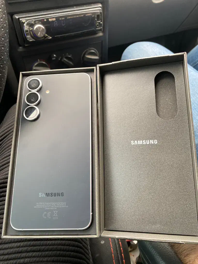 کاملا نوs25 fe|موبایل|کرج, مصباح|دیوار