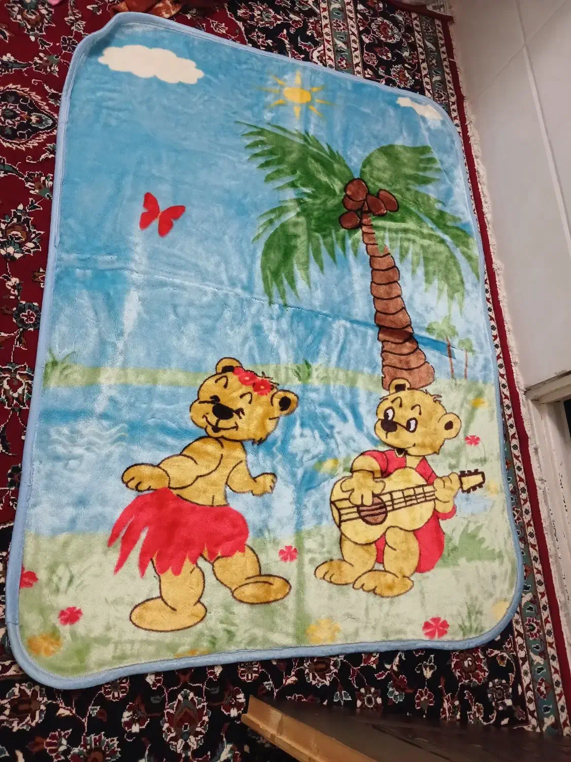 پتو پلنگی|رختخواب، بالش، پتو|قم, نوبهار|دیوار