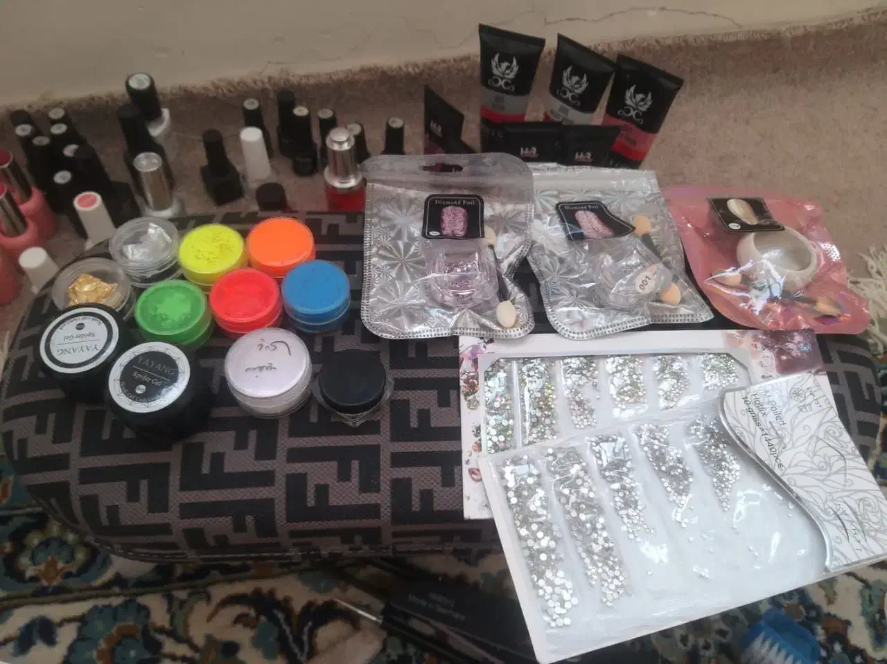 وسایل کاشت ناخن|آرایشی، بهداشتی، درمانی|اردبیل, |دیوار