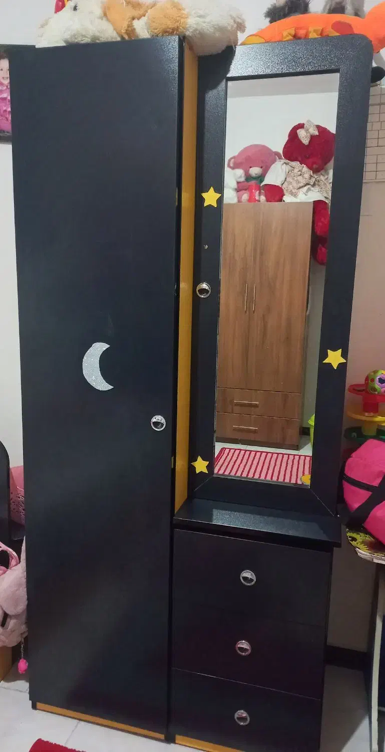 تخت و کمد نوجوان|تخت و سرویس خواب|شاهین‌شهر, شهرک ردانی پور|دیوار