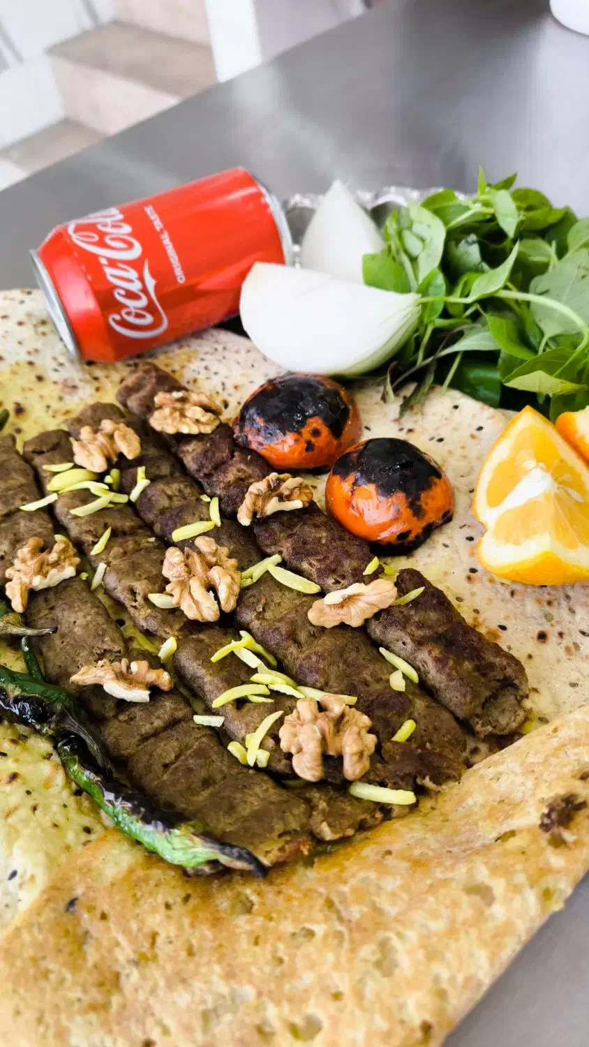 نیروی کار|استخدام خدمات فروشگاه و رستوران|فلاورجان, |دیوار