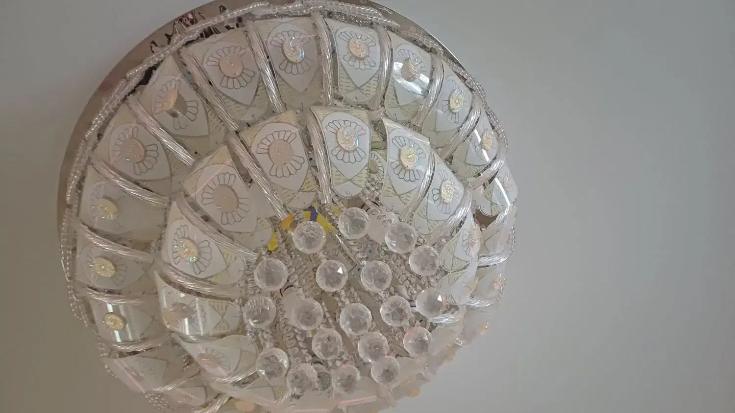 لوستر|لوستر و چراغ آویز|قم, شاه ابراهیم|دیوار