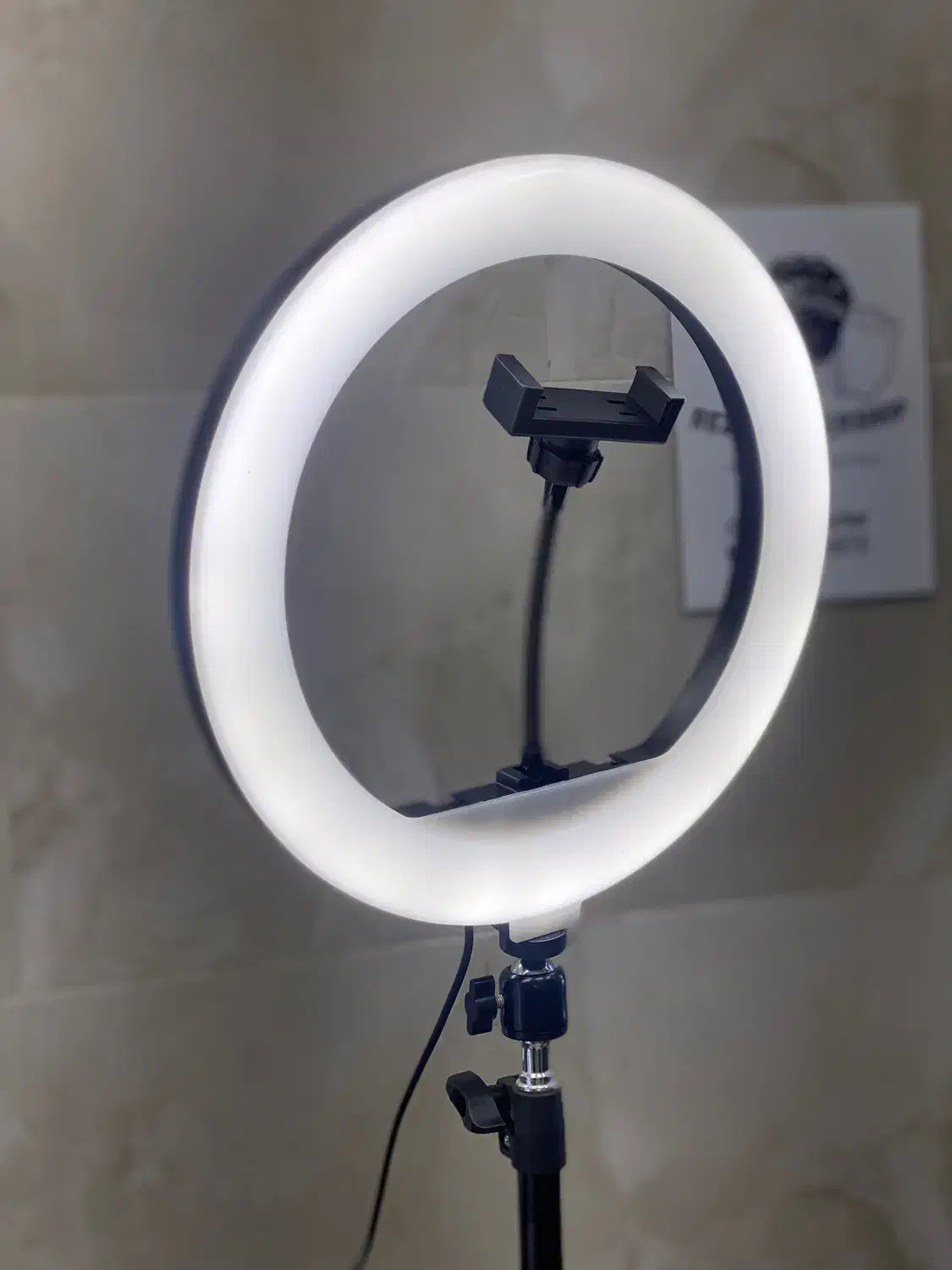 رینگ لایت فروش فوری|لامپ و چراغ|رشت, حومه رشت|دیوار