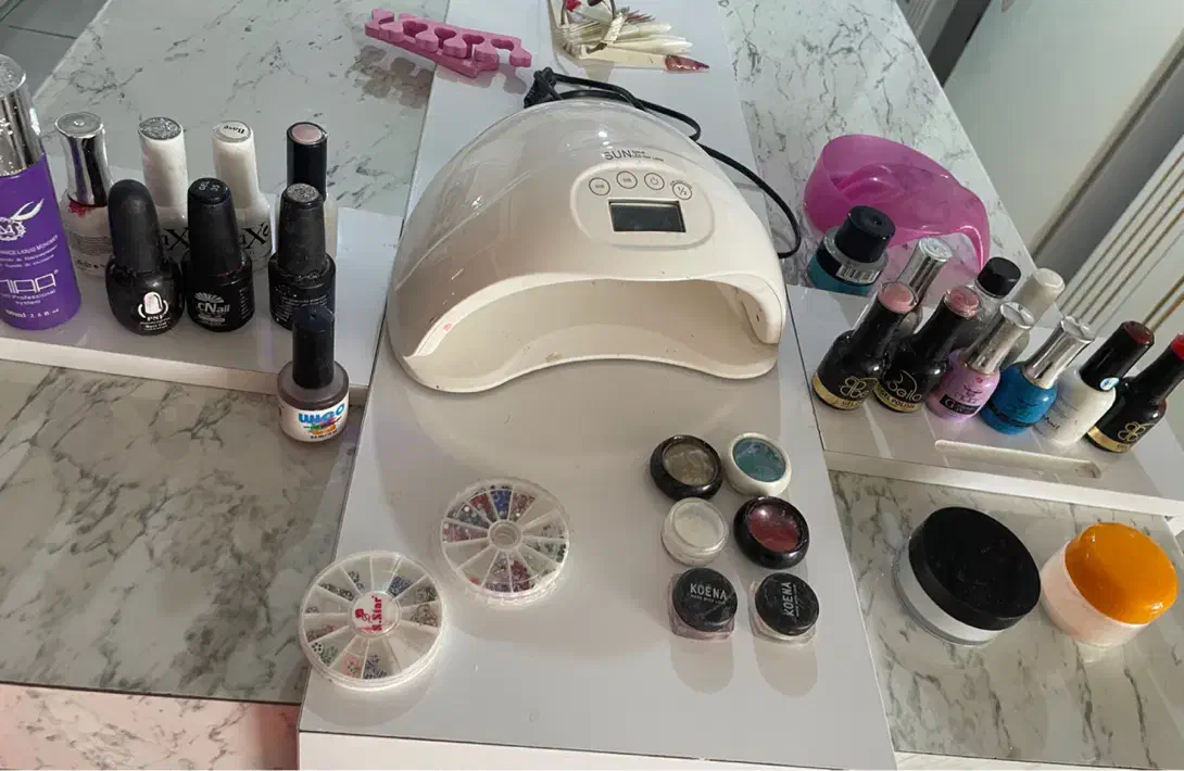 تجهیزات کاشت ناخن|آرایشی، بهداشتی، درمانی|تبریز, |دیوار