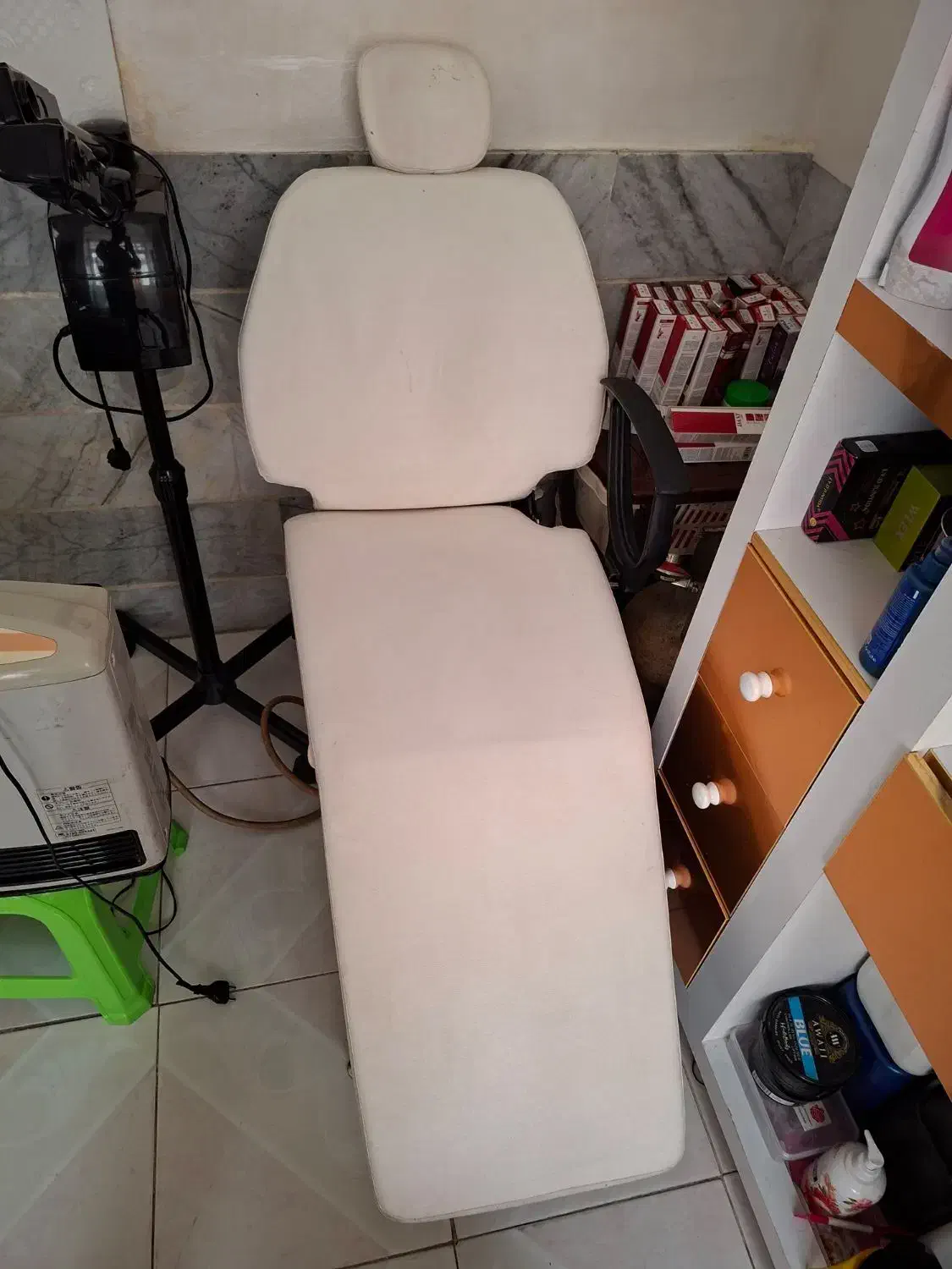 صندلی ارایشگاه|آرایشگاه و سالنهای زیبایی|بیرجند, |دیوار