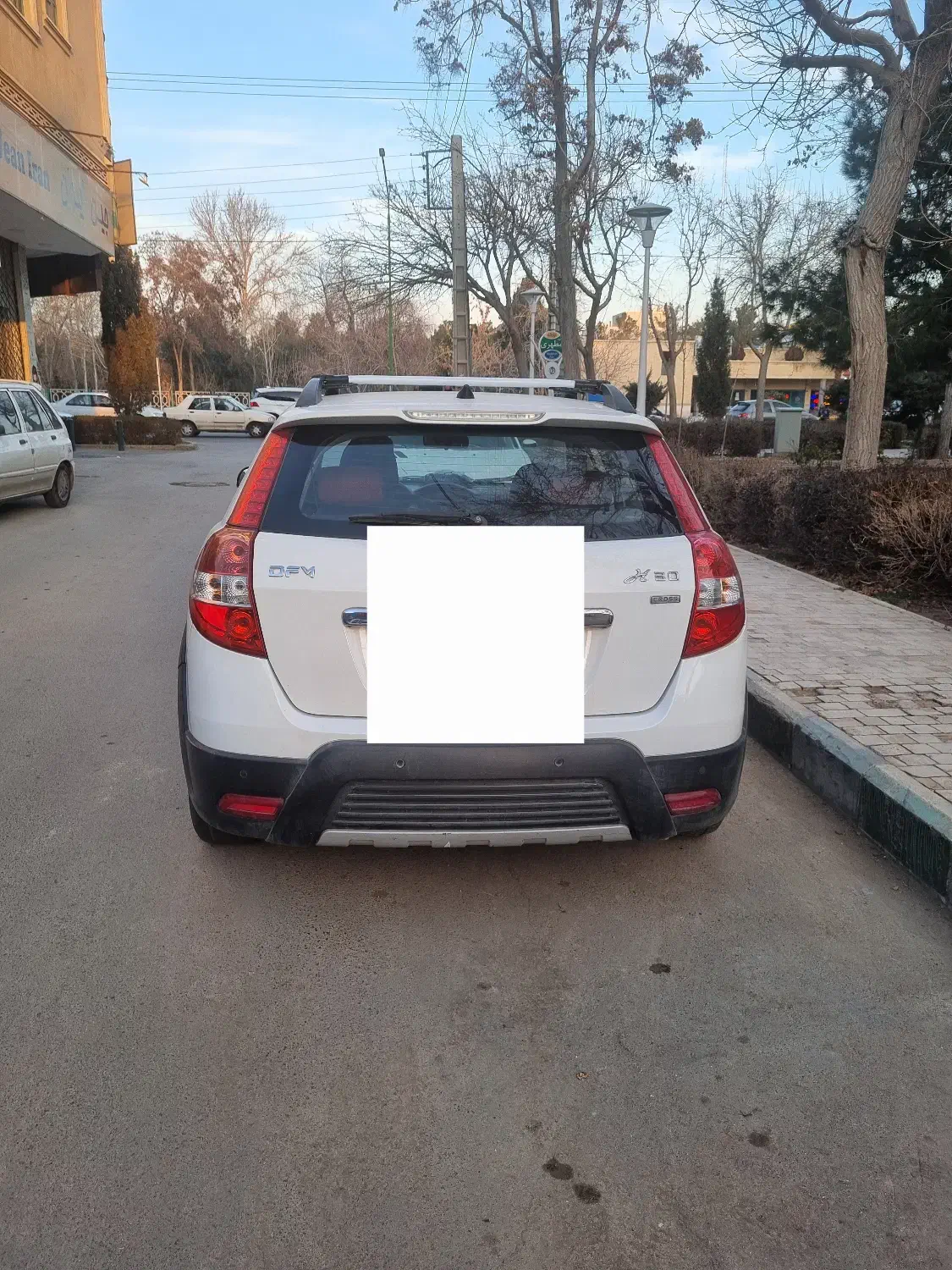 اچ سی کراس ، سفید ، مدل ۹۶|خودرو سواری و وانت|اصفهان, قلعه طبره|دیوار