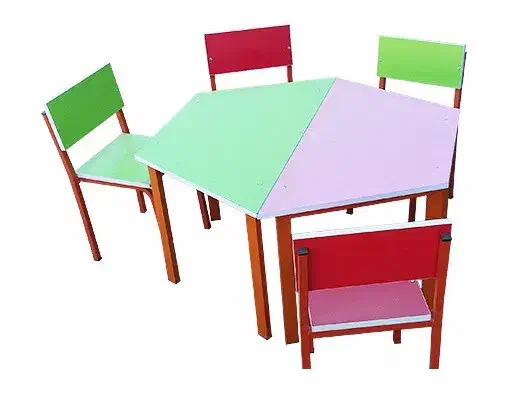 میز و صندلی گروهی رنگی (ذوزنقه شکل)|تخت و صندلی بچه|نوشهر, |دیوار
