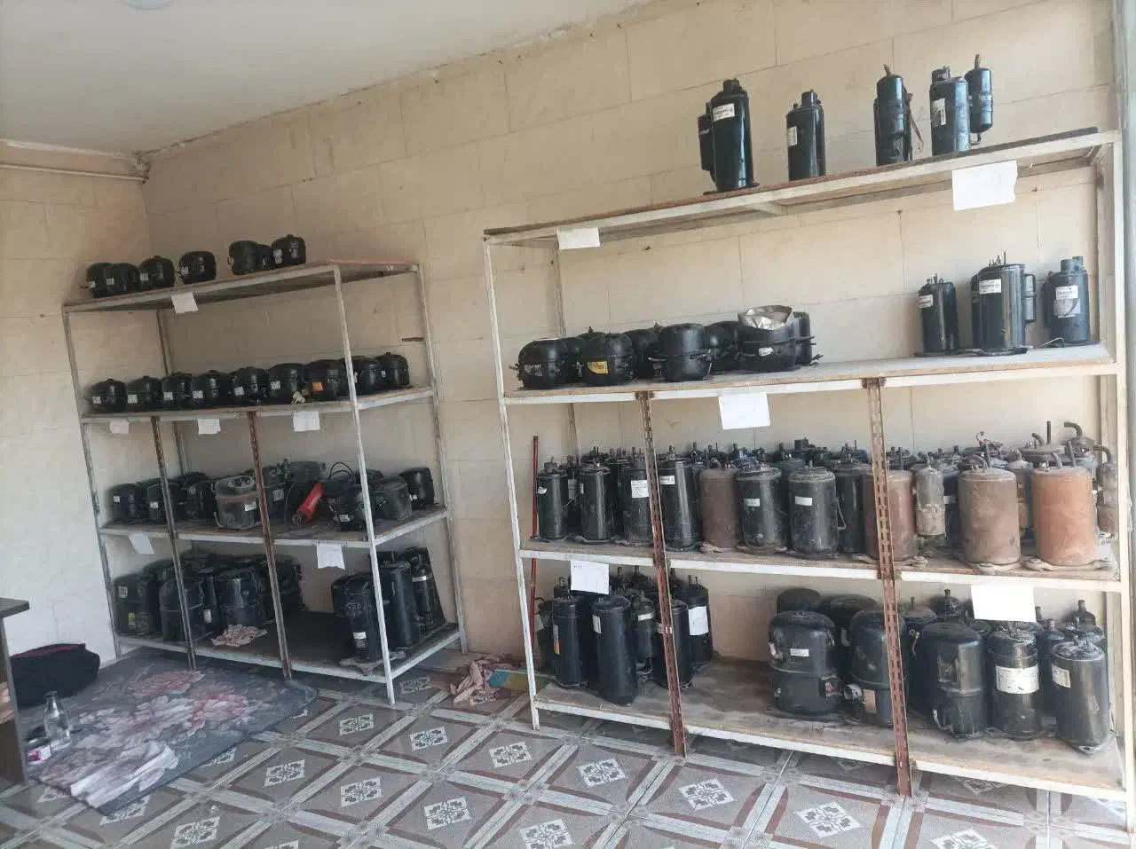 کمپرسور استوک|کولر گازی و فن‌کوئل|قم, چهل درخت‎|دیوار