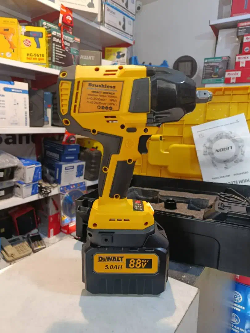 بکس شارژی صنعتی دیوالت|ابزارآلات|تهران, ائمه اطهار|دیوار