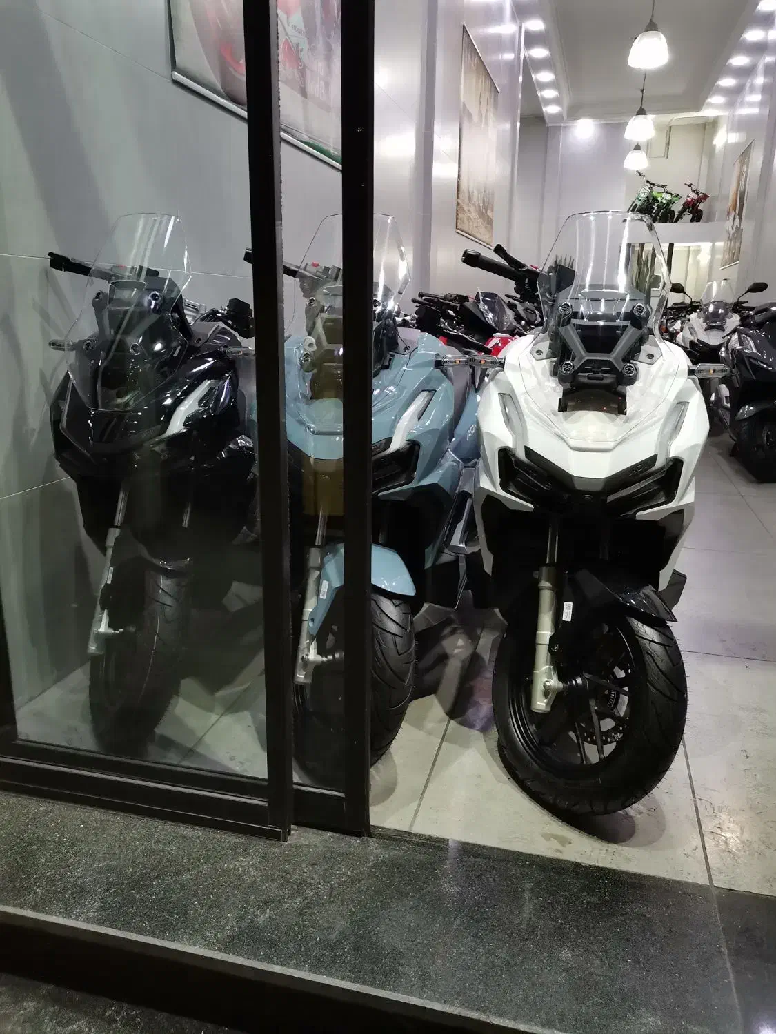 Adv180 هانی 1404 فول ترمز ABS سوپاپ 4|موتورسیکلت|تهران, گمرک|دیوار