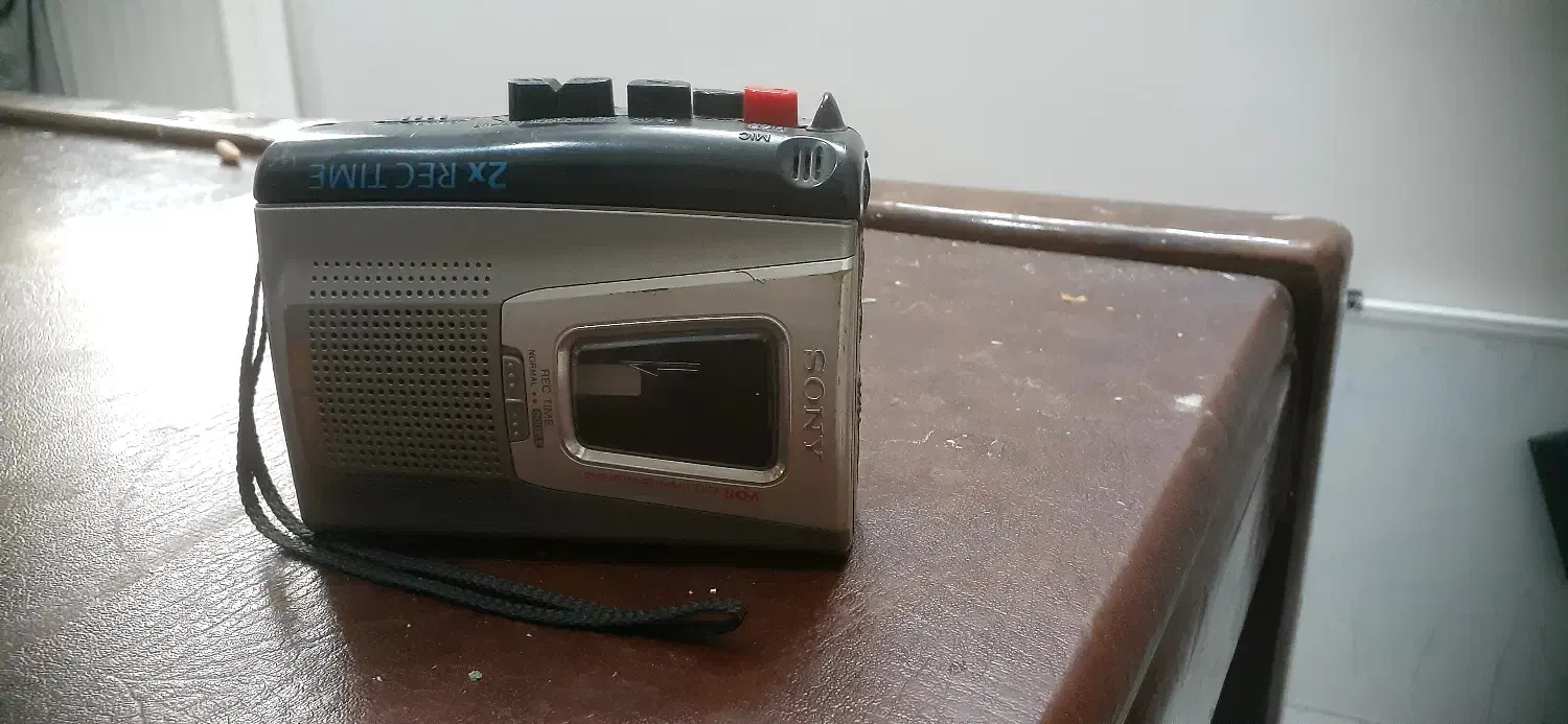 واکمن سونی اصل خبرنگار|صوتی و تصویری|قم, بلوار امین و ساحلی|دیوار