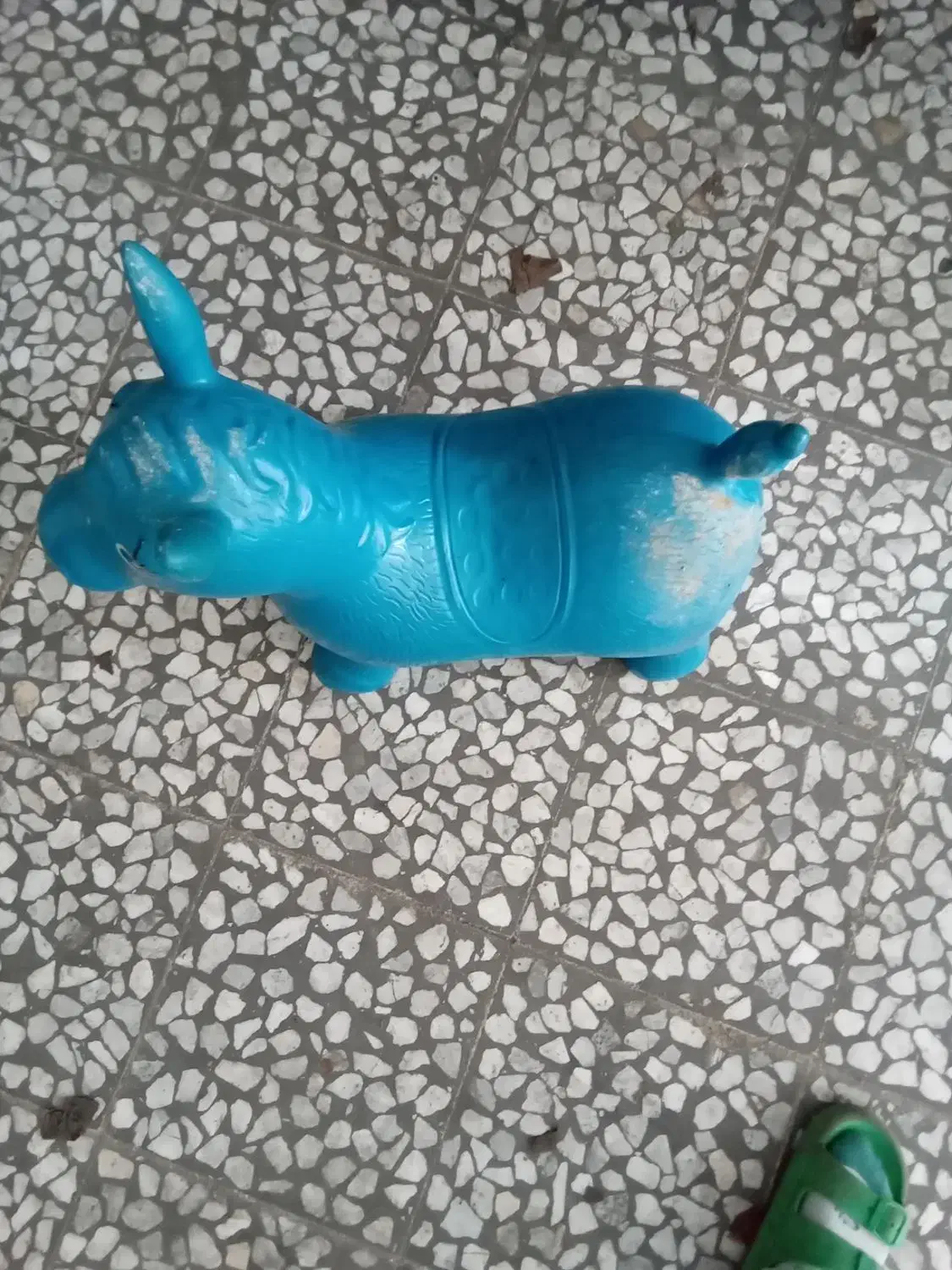 اسب بچه|اسباببازی بچه|رشت, رودباری|دیوار