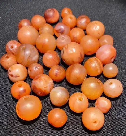 عقیق اصل معدن یمن واقعی کهنه مهره قدیم|جواهرات|اصفهان, چرخاب|دیوار