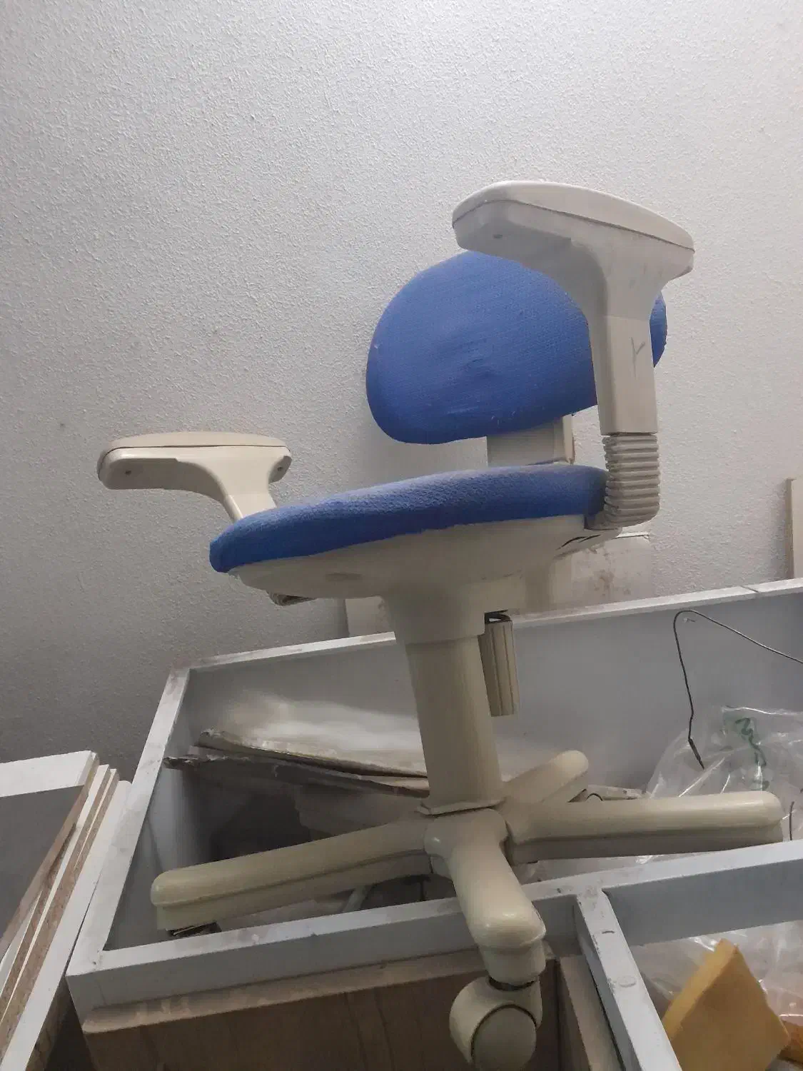 صندلی کامپیوتر|صندلی و نیمکت|گرگان, |دیوار