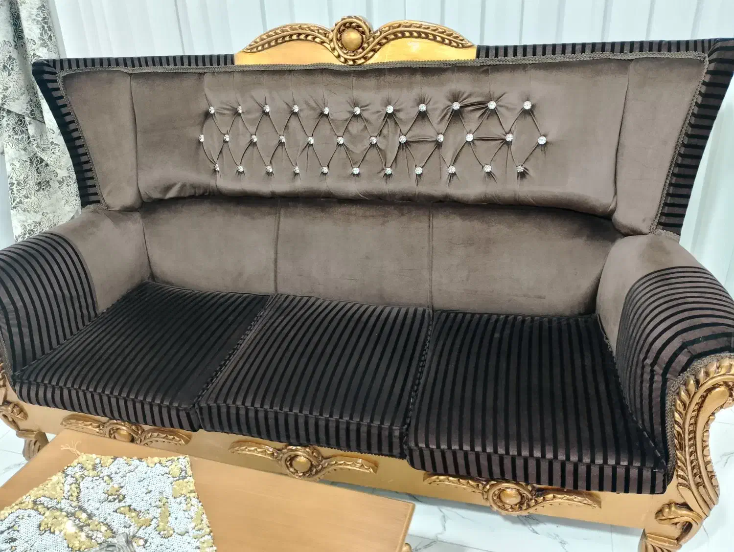 مبل هفت نفره کاملا سالم|مبلمان خانگی و میز عسلی|آستارا, |دیوار