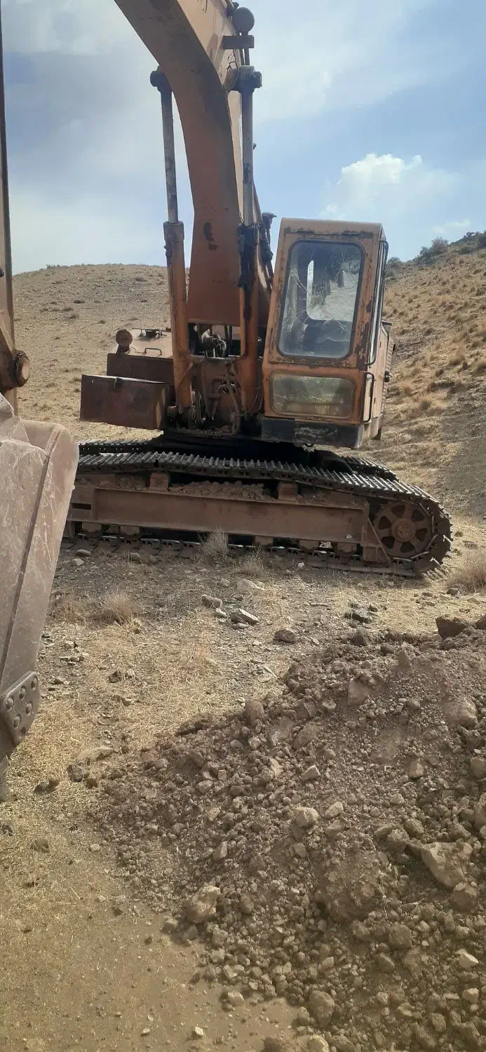 راننده بیل مکانیکی|استخدام حمل و نقل|محمدیه-قزوین, |دیوار