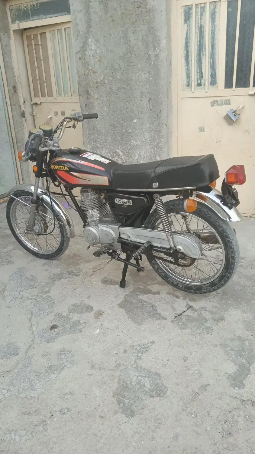 موتورفروشی قیمت 3000000|موتورسیکلت|ساربوک, |دیوار