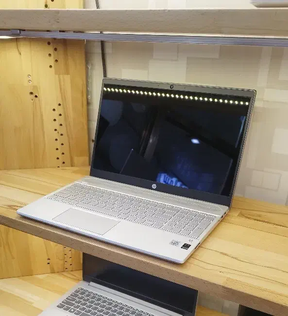 لپتاپ hp بدنه فلزی تمیز با پردازنده قدرتمند i7|رایانه همراه|تبریز, |دیوار